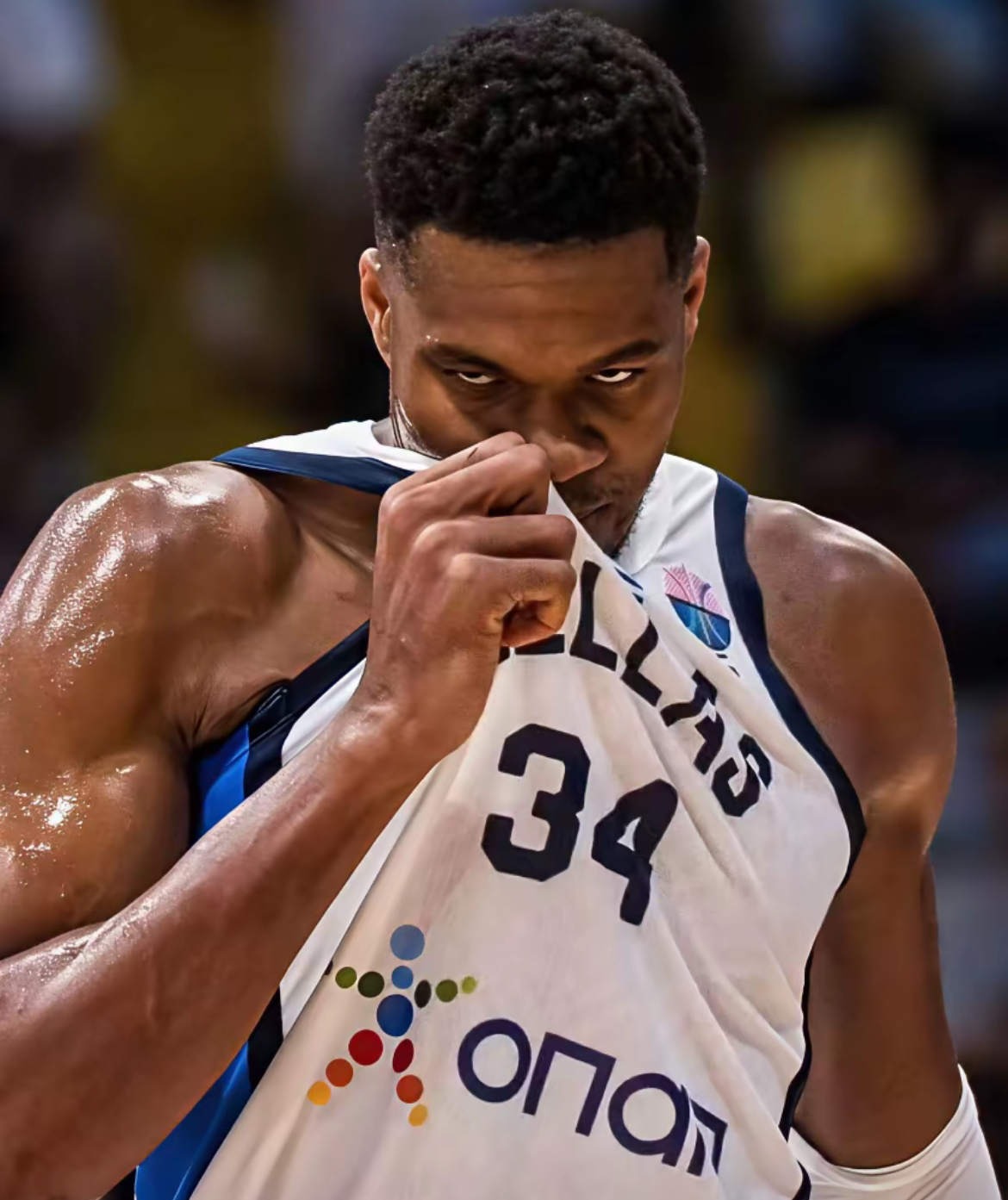 欧博官网app下载-库尔图瓦和德布劳内事件