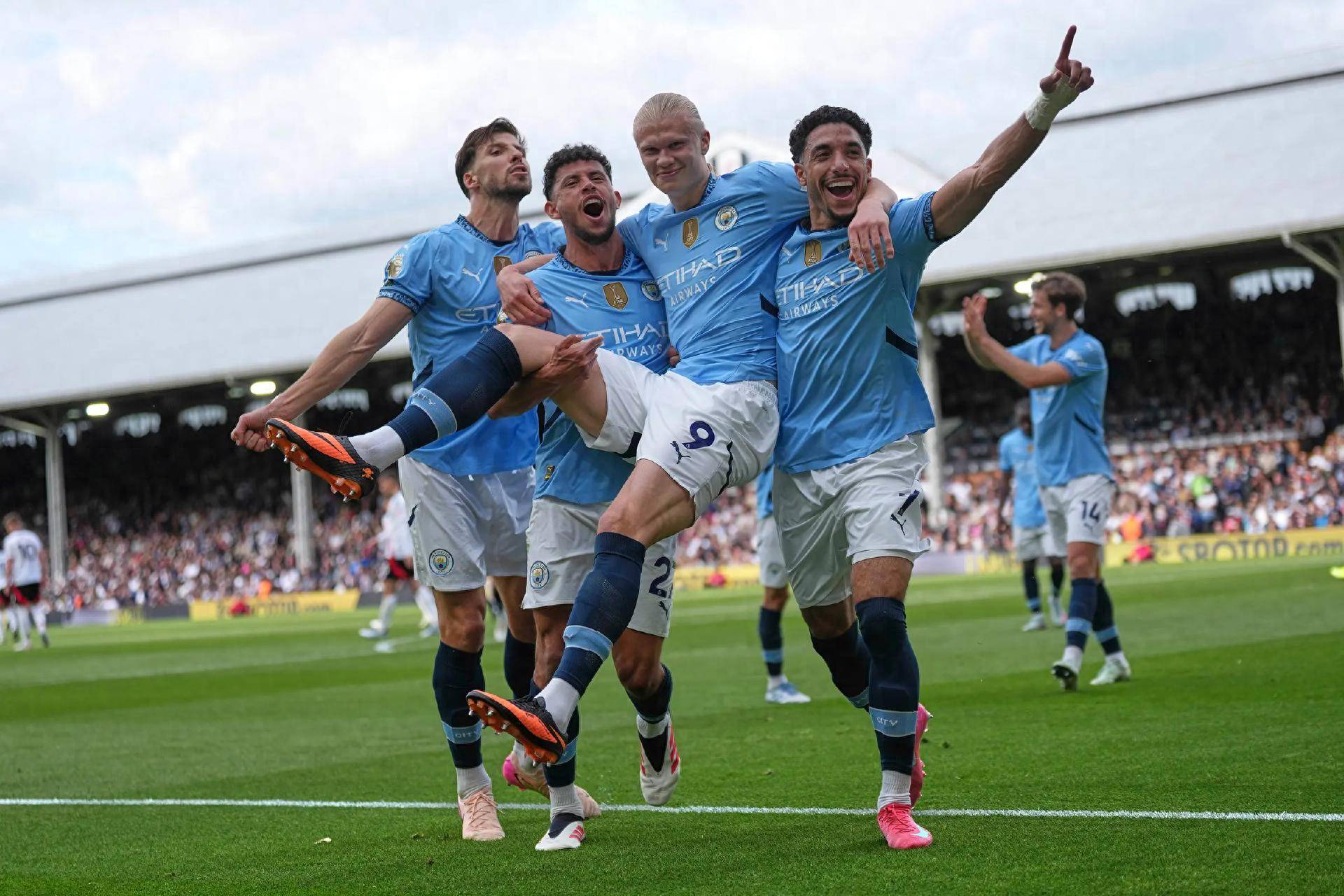 皇马对阵皇家马德里英文解说